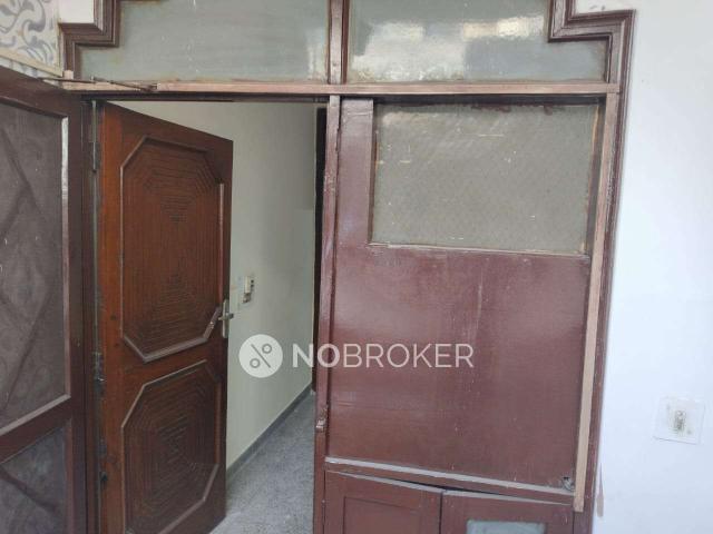 2 BHK House for Rent In Bhogal