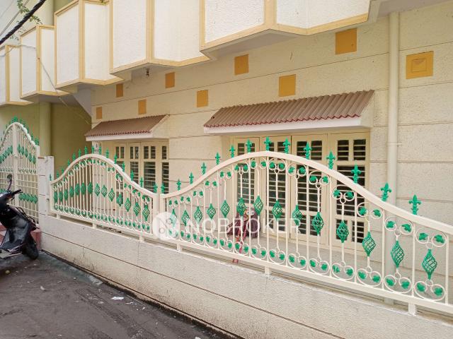 2 BHK House for Rent In Btm Layout