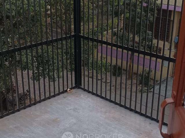 2 BHK House for Rent In C32