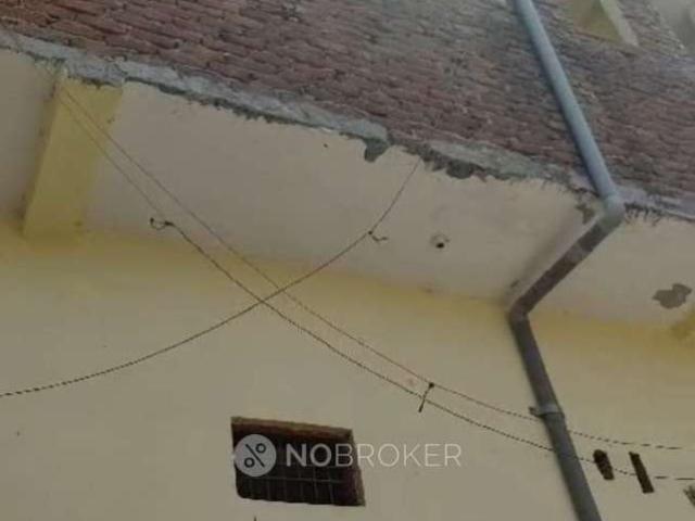 2 BHK House for Rent In Chotpur Colony