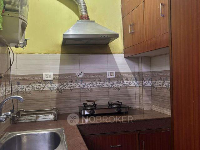 2 BHK House for Rent In Chowk