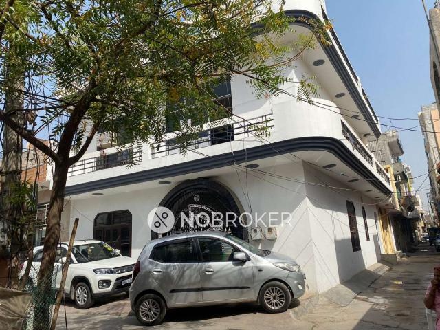 2 BHK House for Rent In Chawla Colony, Sector 4, Ballabgarh