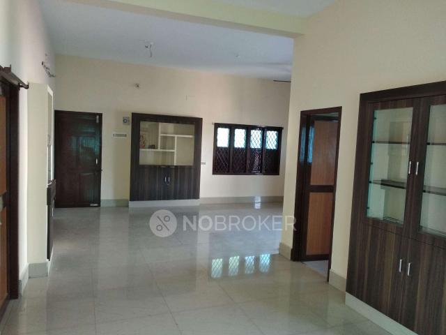 2 BHK House for Rent In 11 4