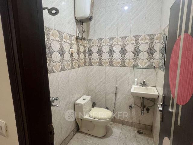 2 BHK House for Rent In Dda Flats Khirki Extension
