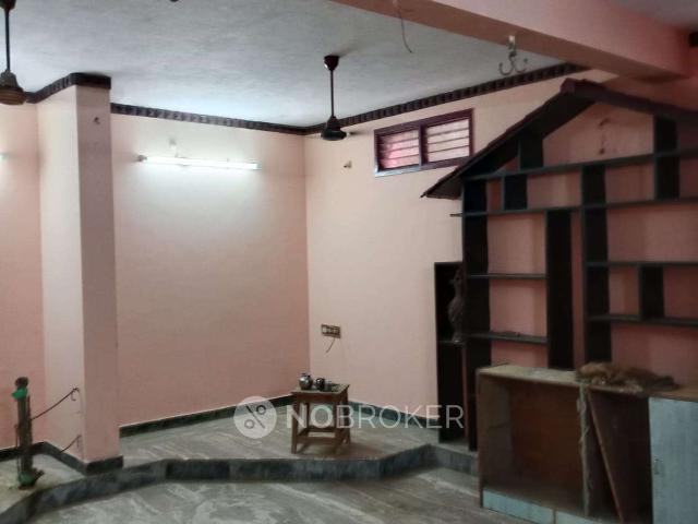2 BHK House for Rent In Ekambara Iyer Street