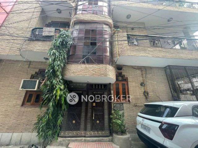 2 BHK House for Rent In Gali Number 4, Virender Nagar