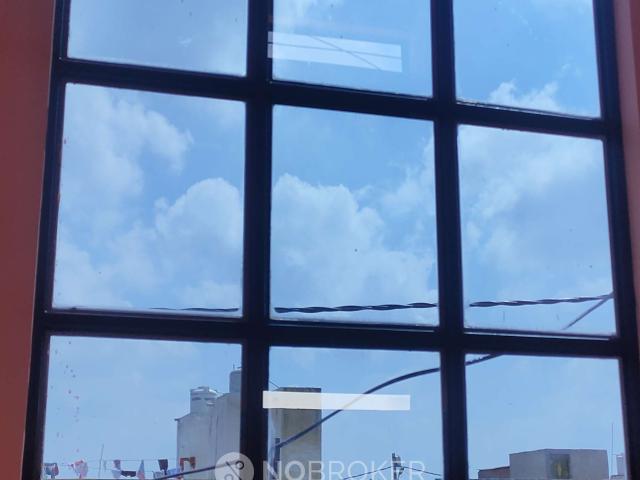 2 BHK House for Rent In Green Park