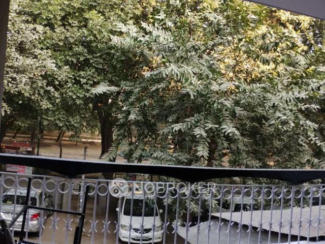 2 BHK House for Rent In Janakpuri