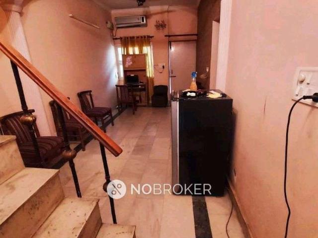 2 BHK House for Rent In Janakpuri