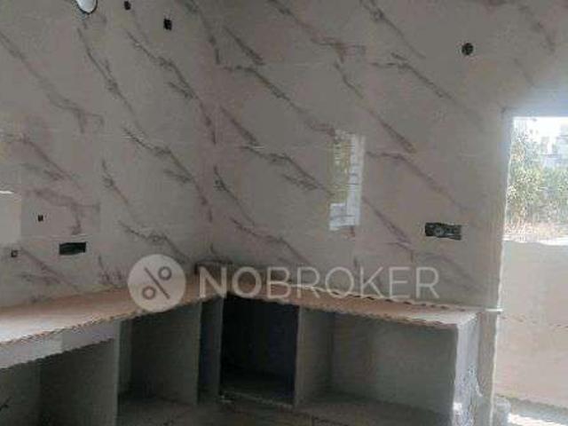 2 BHK House for Rent In 9th Main Rd