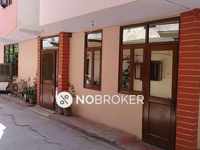 2 BHK House for Rent In Karampura