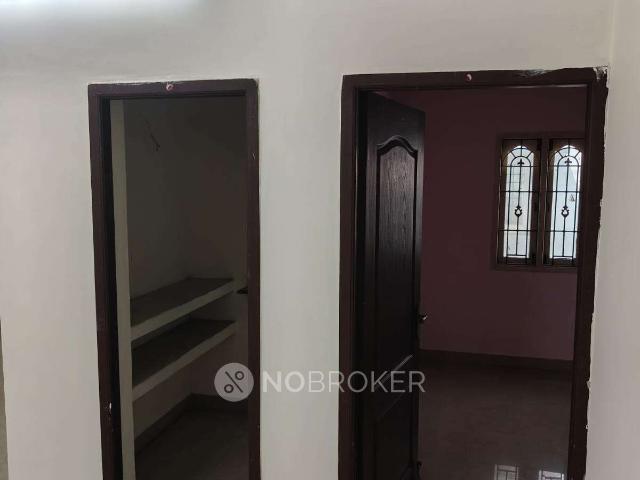 2 BHK House for Rent In Kolapakkam