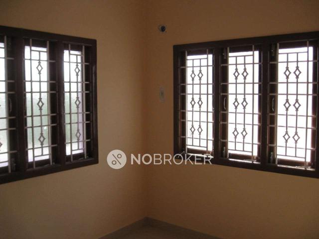 2 BHK House for Rent In Kolathur