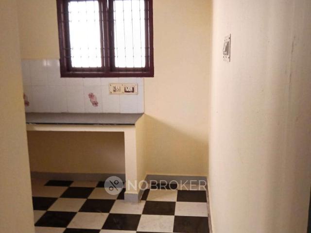 2 BHK House for Rent In Lakshmi Nagar