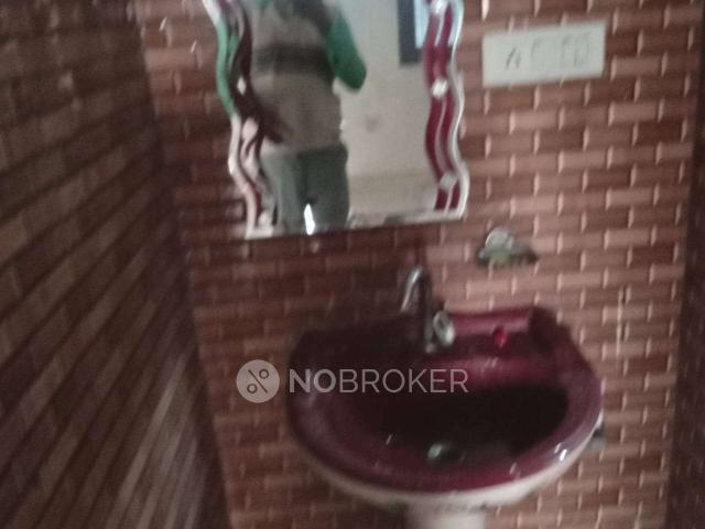 2 BHK House for Rent In Lal Kuan