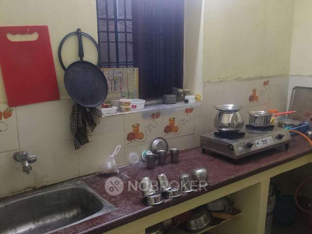 2 BHK House for Rent In Madipakkam