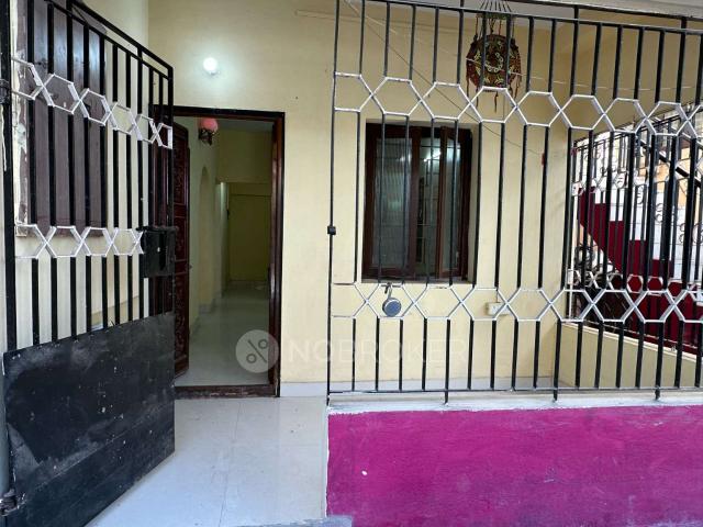 2 BHK House for Rent In Madipakkam