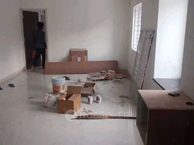 2 BHK House for Rent In Madipakkam