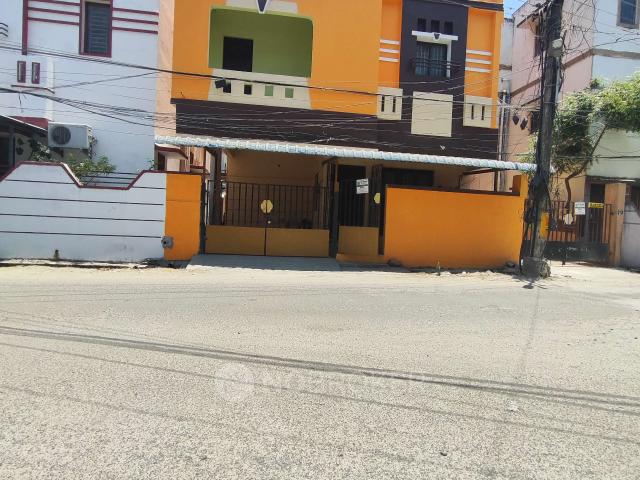 2 BHK House for Rent In Madipakkam