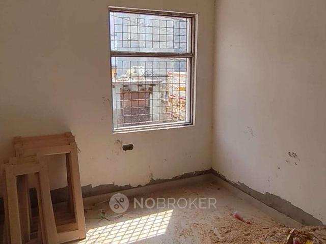 2 BHK House for Rent In Mahipalpur