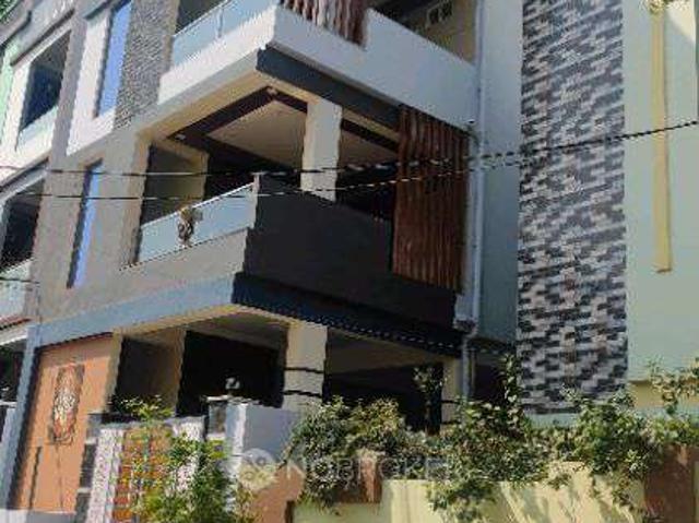 2 BHK House for Rent In Mallapur