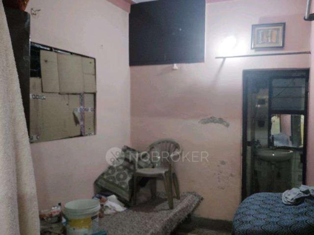 2 BHK House for Rent In Mayur Vihar