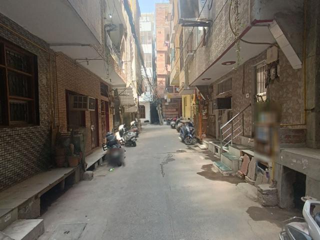 2 BHK House for Rent In Mayur Vihar 1