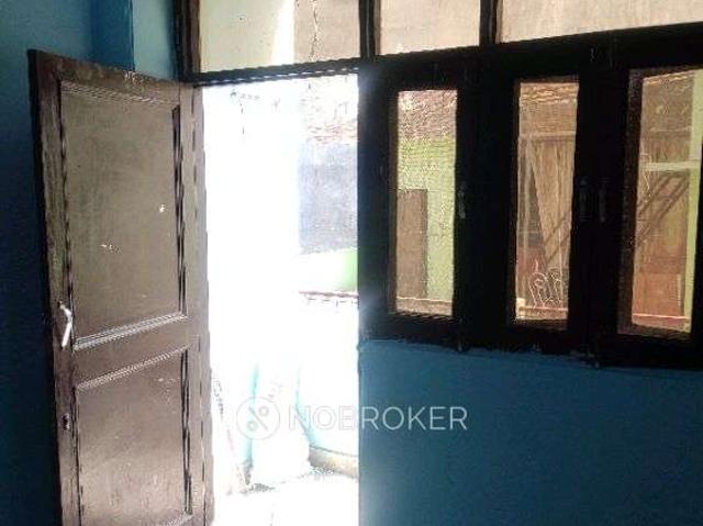 2 BHK House for Rent In Mayur Vihar