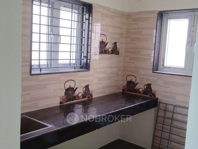 2 BHK House for Rent In Mg Nagar St