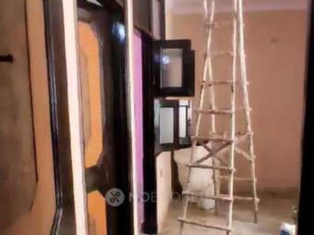 2 BHK House for Rent In Mukherjee Nagar