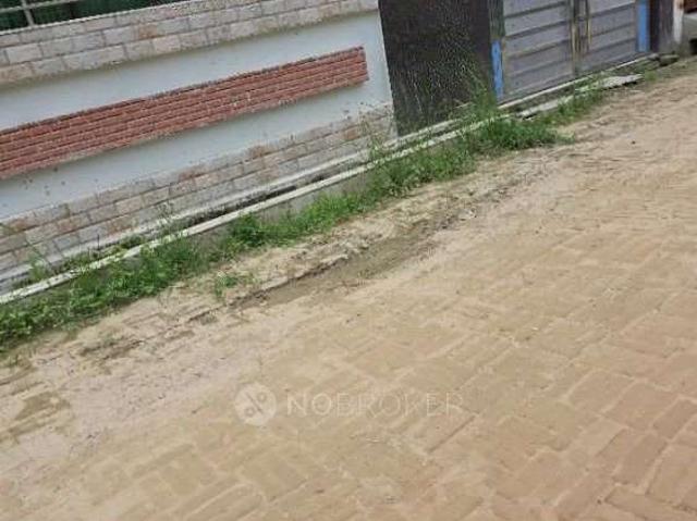 2 BHK House for Rent In Muradnagar