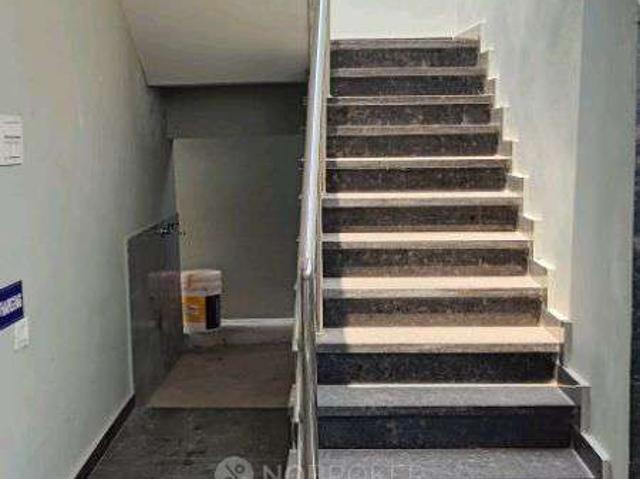 2 BHK House for Rent In Narapally Bus Stand