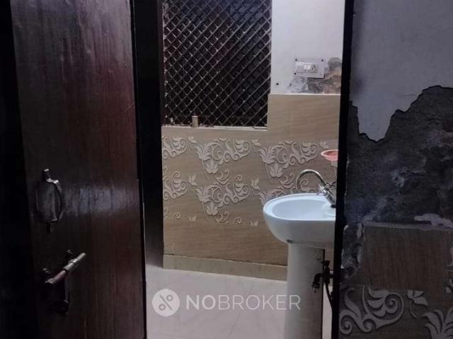 2 BHK House for Rent In New Shanti Nagar Gzb