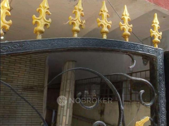 2 BHK House for Rent In Old Bowenpally