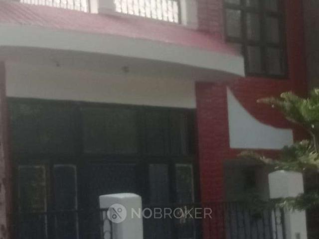 2 BHK House for Rent In Omicron Ii