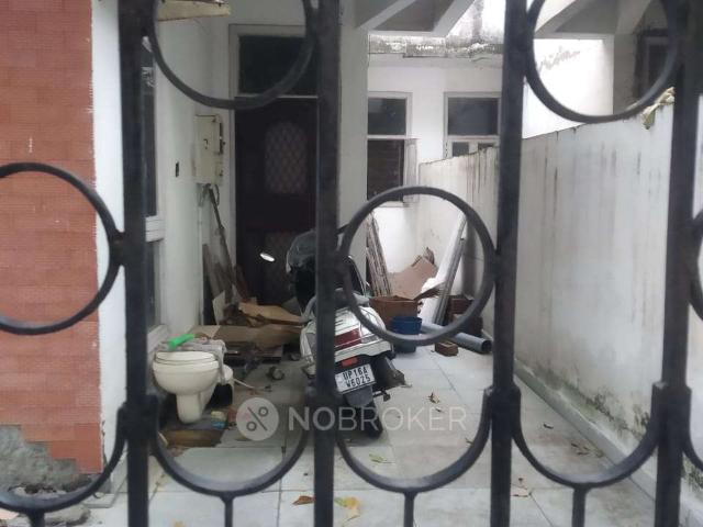 2 BHK House for Rent In Omicron 1a