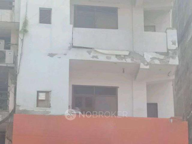 2 BHK House for Rent In Palam Vihar