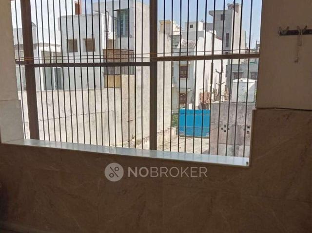 2 BHK House for Rent In Pitampura