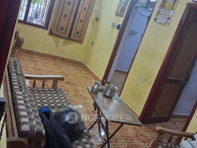 2 BHK House for Rent In Porur