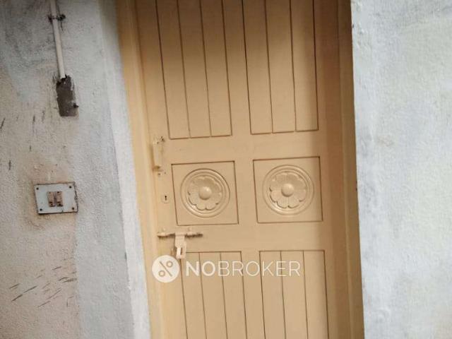 2 BHK House for Rent In Puzhuthivakkam