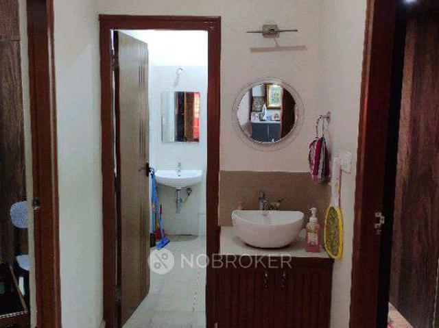 2 BHK House for Rent In R J Gardens