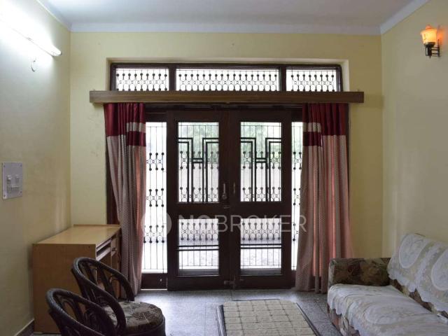 2 BHK House for Rent In Rohini