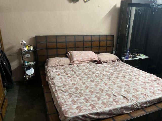 2 BHK House for Rent In Sabji Mandi