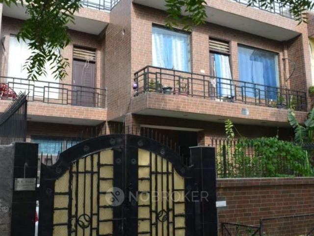 2 BHK House for Rent In Sector 110a