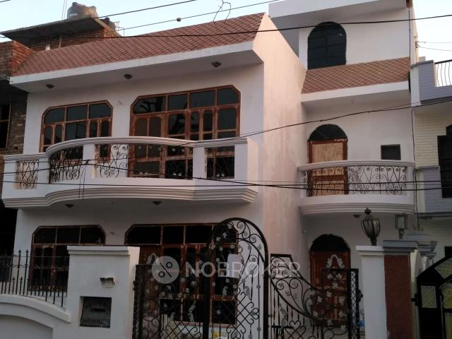 2 BHK House for Rent In 15 Sector Part 2