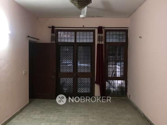 2 BHK House for Rent In Sector 17