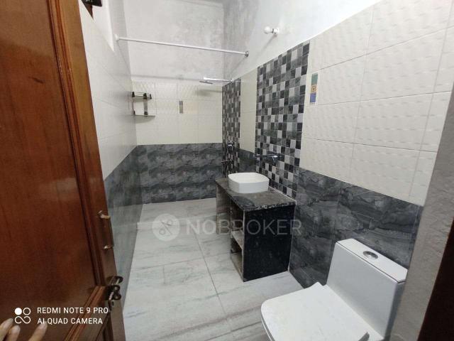 2 BHK House for Rent In Sector 17