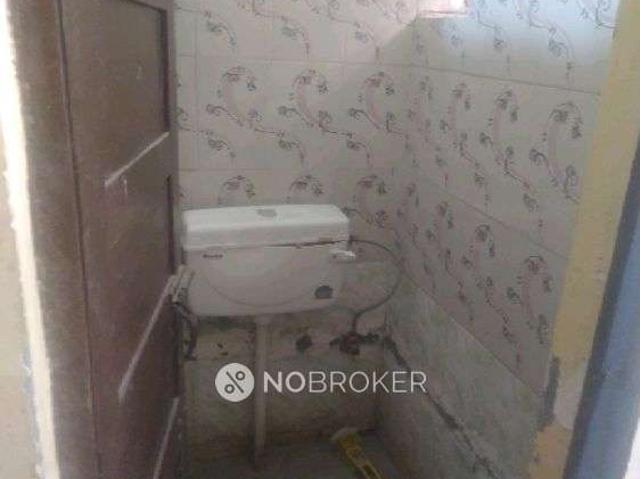 2 BHK House for Rent In Sector 18