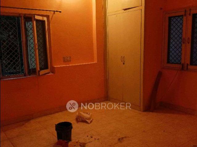 2 BHK House for Rent In Sector 19, A Block Market