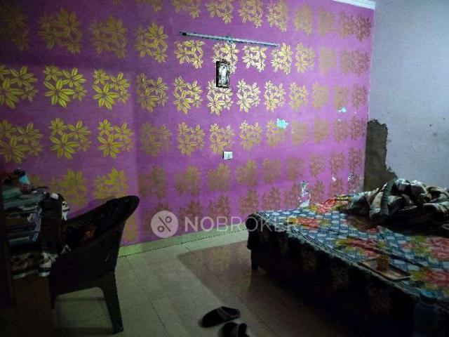 2 BHK Flat In Standalone Building for Rent In Sector 20